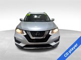 Used 2020 Nissan Rogue SV image 2