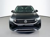 Used 2022 Volkswagen Taos SE image 2