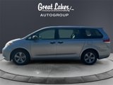Used 2011 Toyota Sienna image 2