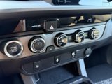 Used 2016 Toyota Tacoma TRD Off-Road image 5