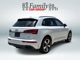 Used 2023 Audi Q5 2.0T Prestige w/ Prestige Package image 3