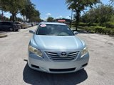 Used 2009 Toyota Camry LE image 2
