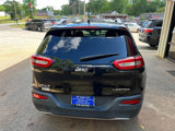 Used 2017 Jeep Cherokee Limited image 6