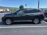Used 2015 Nissan Pathfinder SL image 2