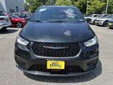 Used 2021 Chrysler Pacifica Touring w/ S Appearance Package image 2