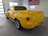 Used 2004 Chevrolet SSR w/ Preferred Equipment Group image 2