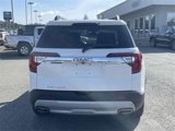 Used 2022 GMC Acadia SLE w/ Driver Convenience Package image 4