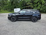 Used 2024 Kia Sorento S image 5