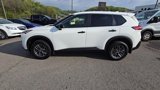 Certified 2021 Nissan Rogue S image 3