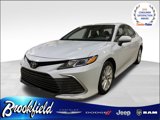 Used 2023 Toyota Camry LE image 3