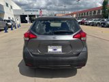 Used 2020 Nissan Kicks SV image 5