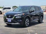 Used 2023 Nissan Rogue SV image 3