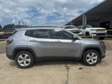 Used 2021 Jeep Compass Latitude image 4