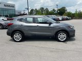 Certified 2019 Nissan Rogue Sport SV image 2