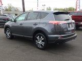 Used 2018 Toyota RAV4 LE image 3