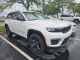 Used 2023 Jeep Grand Cherokee Limited w/ Black Appearance Package image 2