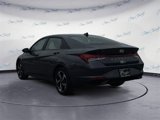 Used 2023 Hyundai Elantra SEL w/ Convenience Package image 2