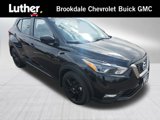 Used 2020 Nissan Kicks SR w/ SR Premium Package image 2