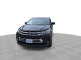 Used 2017 Toyota Highlander Limited Platinum image 3