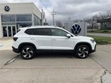New 2025 Volkswagen Taos SE image 2