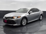 Used 2019 Toyota Camry LE image 2