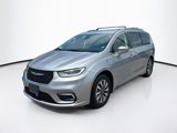 Used 2021 Chrysler Pacifica Touring-L image 3