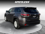 Used 2015 Toyota Highlander LE image 4