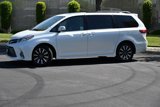 Used 2020 Toyota Sienna Limited image 3