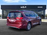 Used 2020 Chrysler Pacifica Touring-L Plus w/ Advanced Safetytec Group image 5