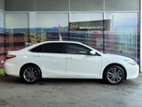 Used 2016 Toyota Camry SE image 4