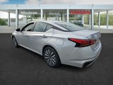 Used 2023 Nissan Altima 2.5 SV image 4