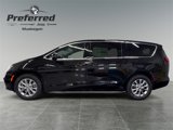 New 2025 Chrysler Pacifica Select image 2