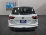Used 2018 Volkswagen Tiguan SE w/ 18" Alloy Wheels Package image 4