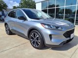 Used 2021 Ford Escape SE w/ SE Sport Appearance Package image 2