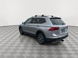 Used 2020 Volkswagen Tiguan SE w/ Panoramic Sunroof Package image 6
