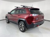 Used 2019 Jeep Cherokee Trailhawk image 5