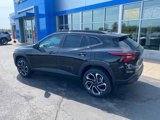 New 2025 Chevrolet Trax RS w/ Sunroof Package image 2