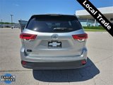 Used 2018 Toyota Highlander LE image 3