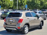Used 2022 Chevrolet Trax LT w/ Driver Confidence Package image 4