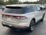 Used 2020 Lincoln Aviator Reserve w/ Equipment Group 202A image 5