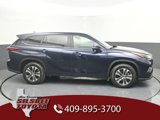 Used 2023 Toyota Highlander XLE image 2