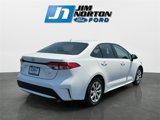 Used 2022 Toyota Corolla LE image 3