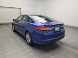 Used 2017 Ford Fusion SE image 5