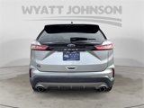 Used 2022 Ford Edge Titanium image 4