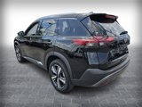 Used 2023 Nissan Rogue SL w/ SL Premium Package image 4