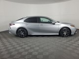 Used 2022 Toyota Camry SE image 3