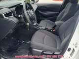 Used 2022 Toyota Corolla LE image 3