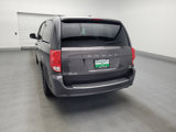 Used 2017 Dodge Grand Caravan SXT image 6