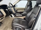 Used 2016 Land Rover Range Rover HSE image 4