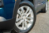 Used 2021 Chevrolet TrailBlazer LS image 2